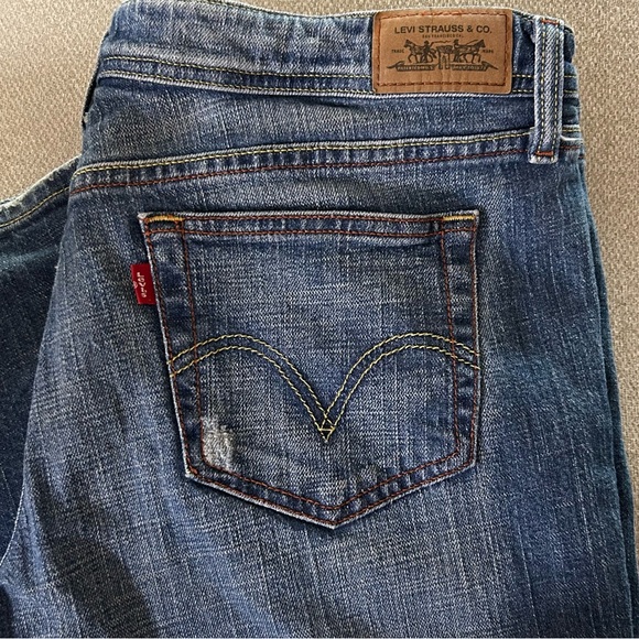 Levi’s 518 Superlow Bootcut Women’s Jeans - Picture 1 of 4